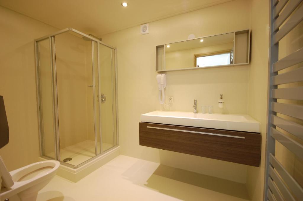Bij Hen Op Ameland Hotell Hollum  Rom bilde